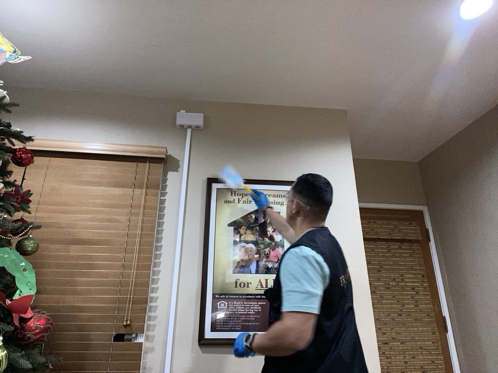 Freedom Cleaning Services: The Importance of Keeping a Clean Workspace: Offices & Factories Alike, Yuma, AZ