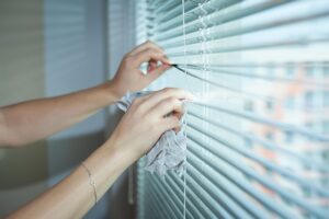 Cleaning window blinds office, Yuma, AZ